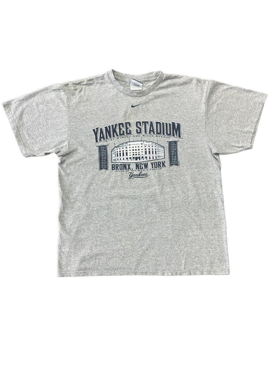 Nike Yankees Stadium Tee - Size L